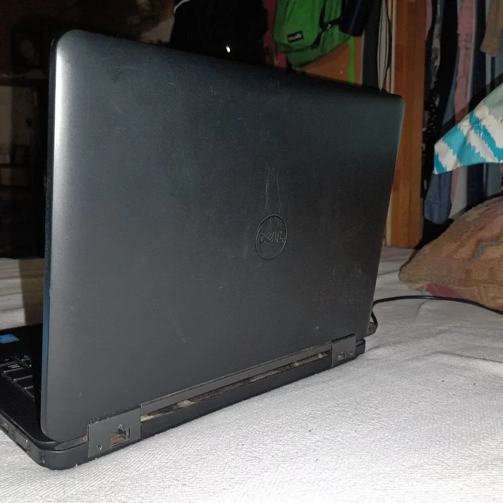 DELL LATITUDE E53440 TOUCHSCREEN LAPTOP
